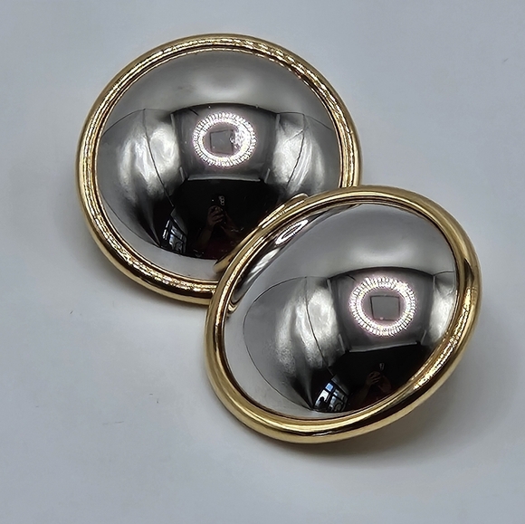 VINTAGE Monet Two-Tone Dome Round Button Silver Gold Clip-On Earrings Signed - Picture 1 of 5